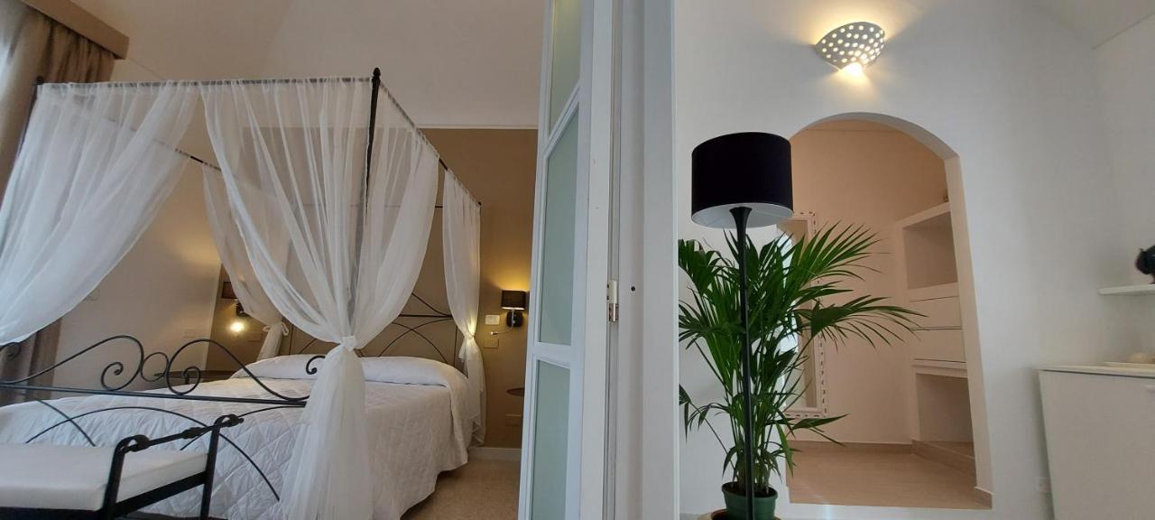 La Locanda Della Castellana Adults Only Пескичи Номер фото